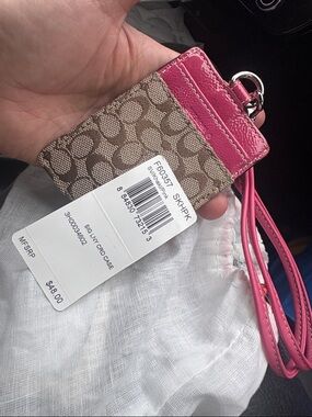 Coach Signature Print pink& Leather Lanyard ID Holder Rare new